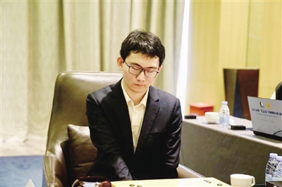 中国围棋大棋士赛收官 山西棋手丁浩荣膺冠军