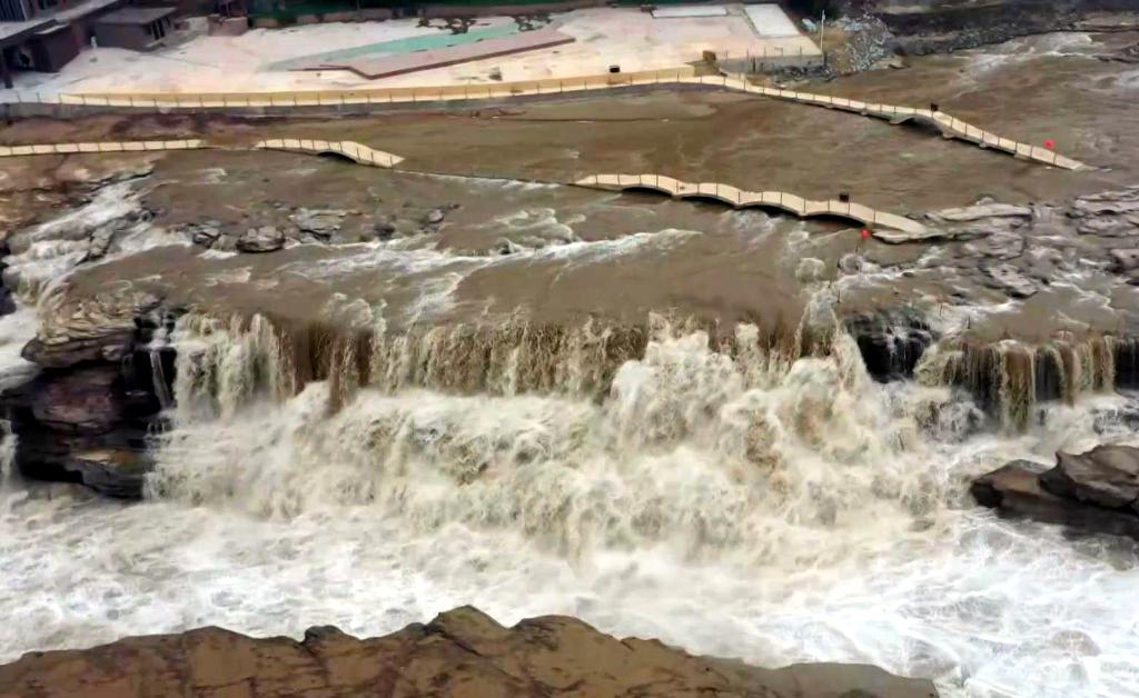 新华“晋”行时丨三晋大地春意浓 执笔挥墨谱新章